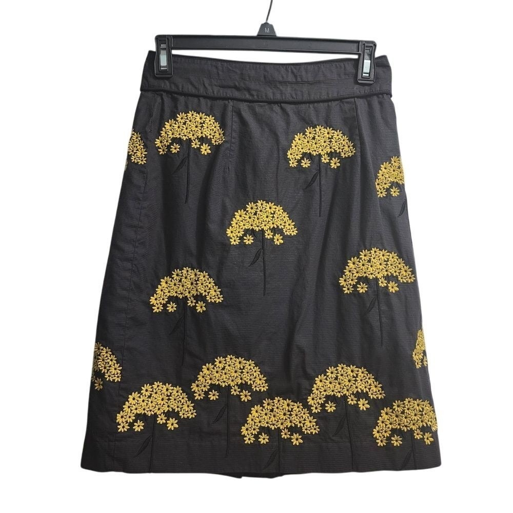 Floreat Gray A-Line Skirt with Yellow Floral Embroidered Pattern Size 4